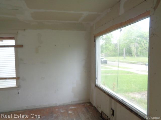15772 Chatham Street Property Photo 28