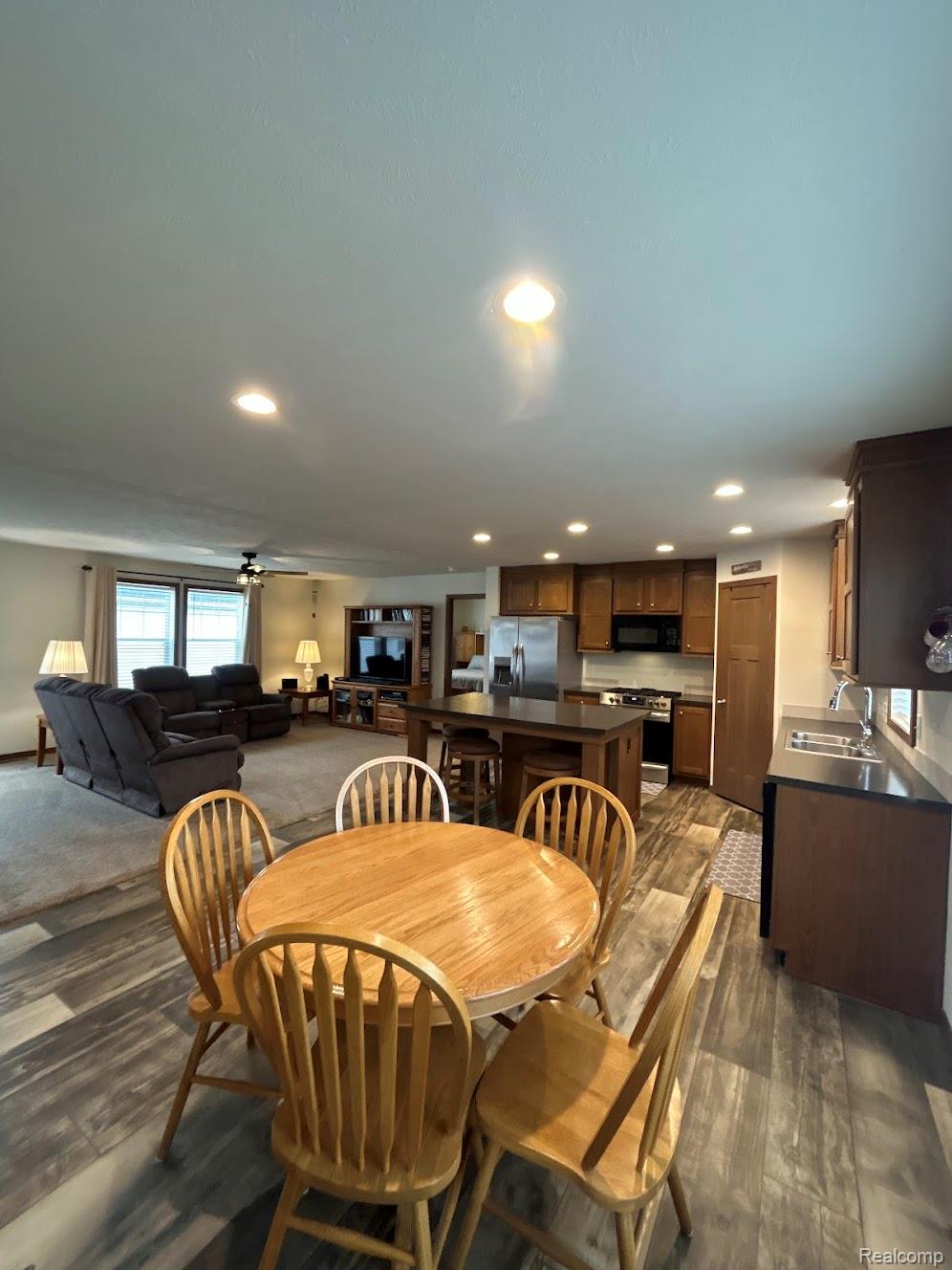 9680 Townsquare Boulevard Property Photo 6