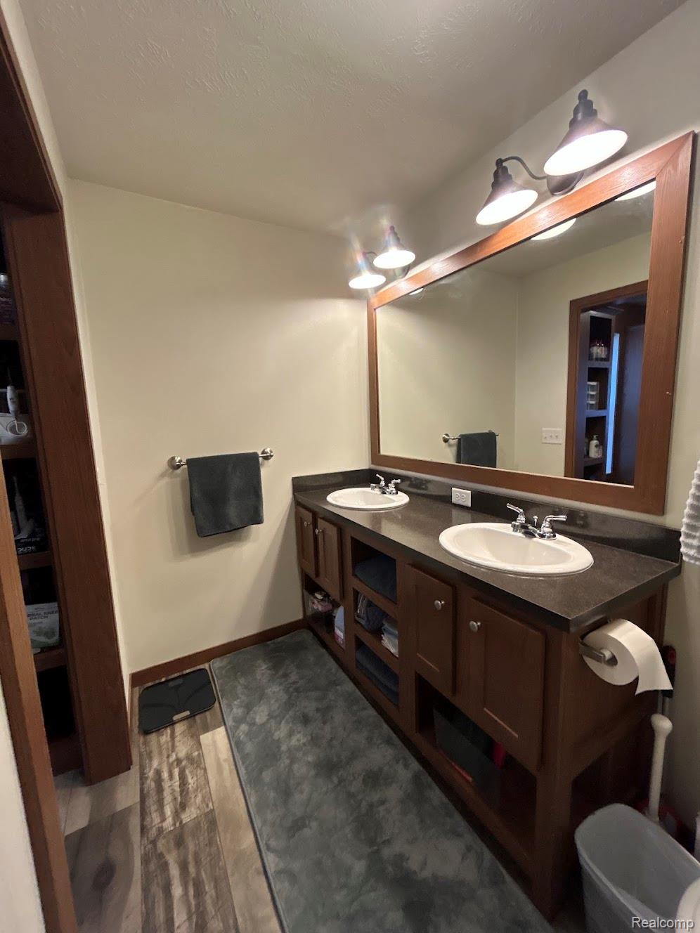 9680 Townsquare Boulevard Property Photo 10