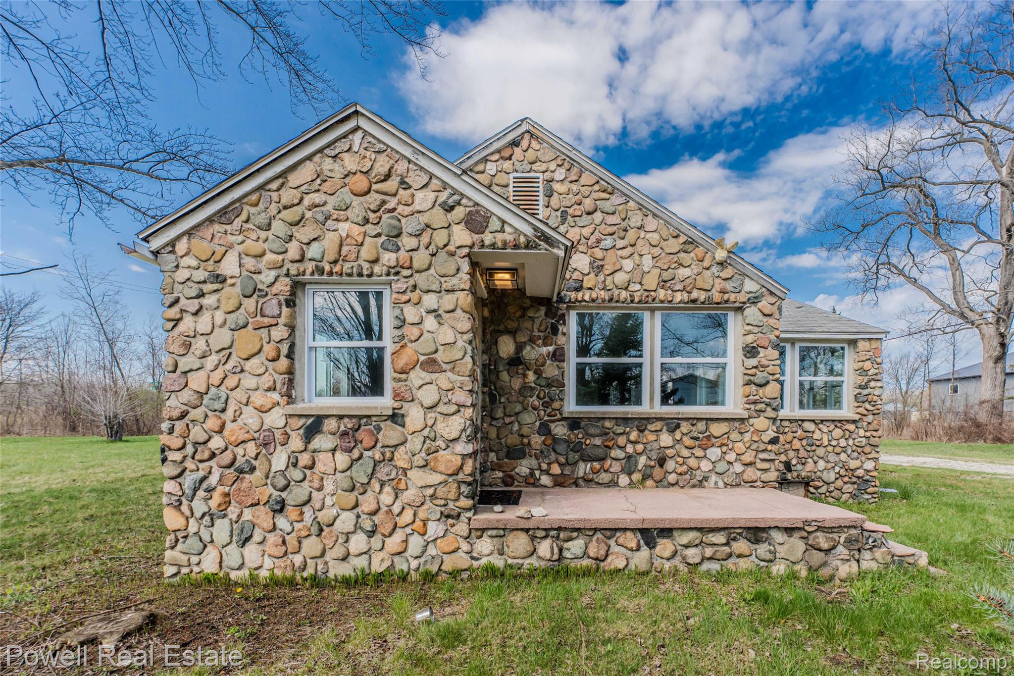 4118 Griswold Road Property Photo 1