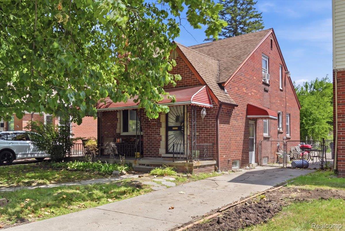 17694 Avon Avenue Property Photo 1