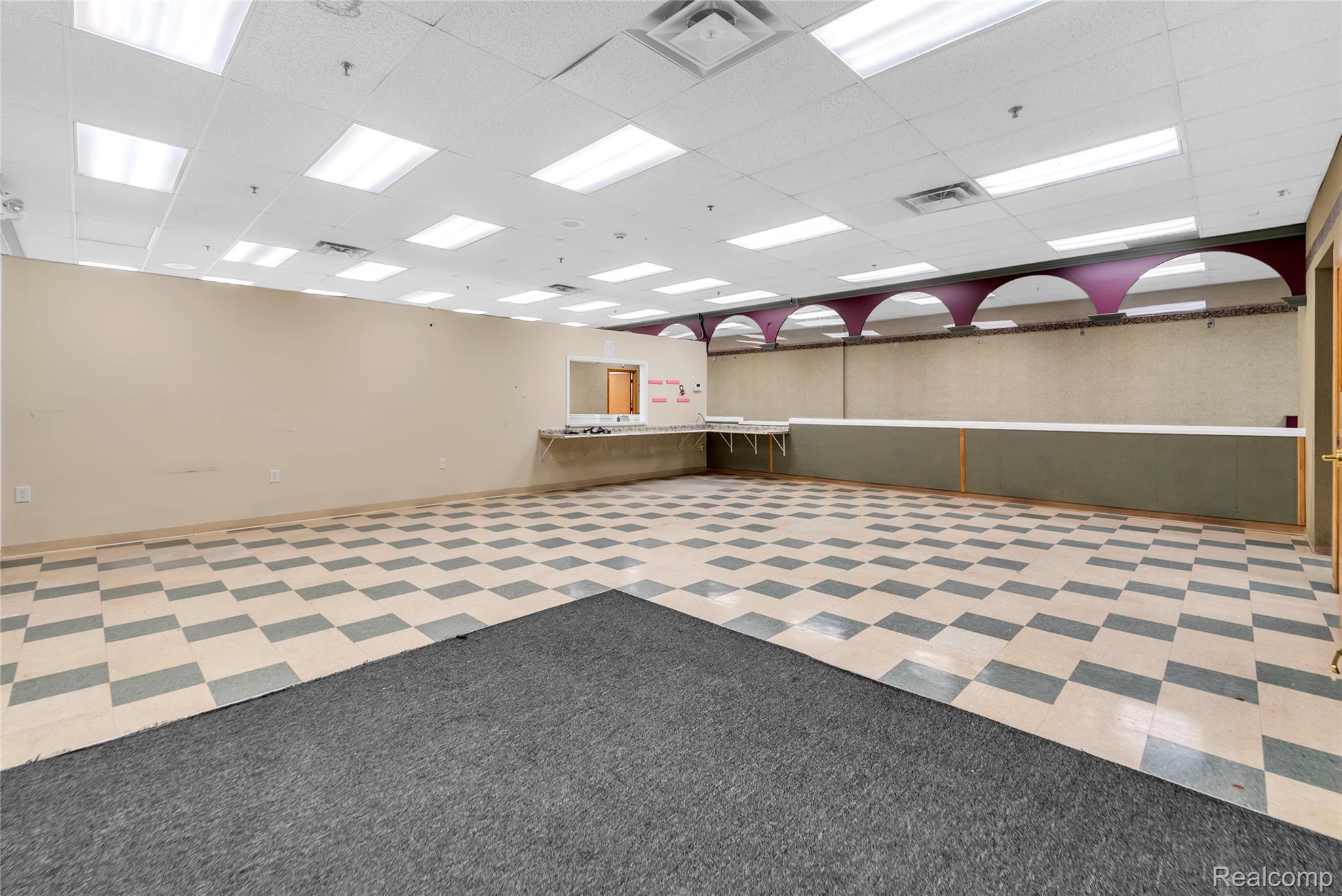43722 Schoenherr Road Property Photo 15