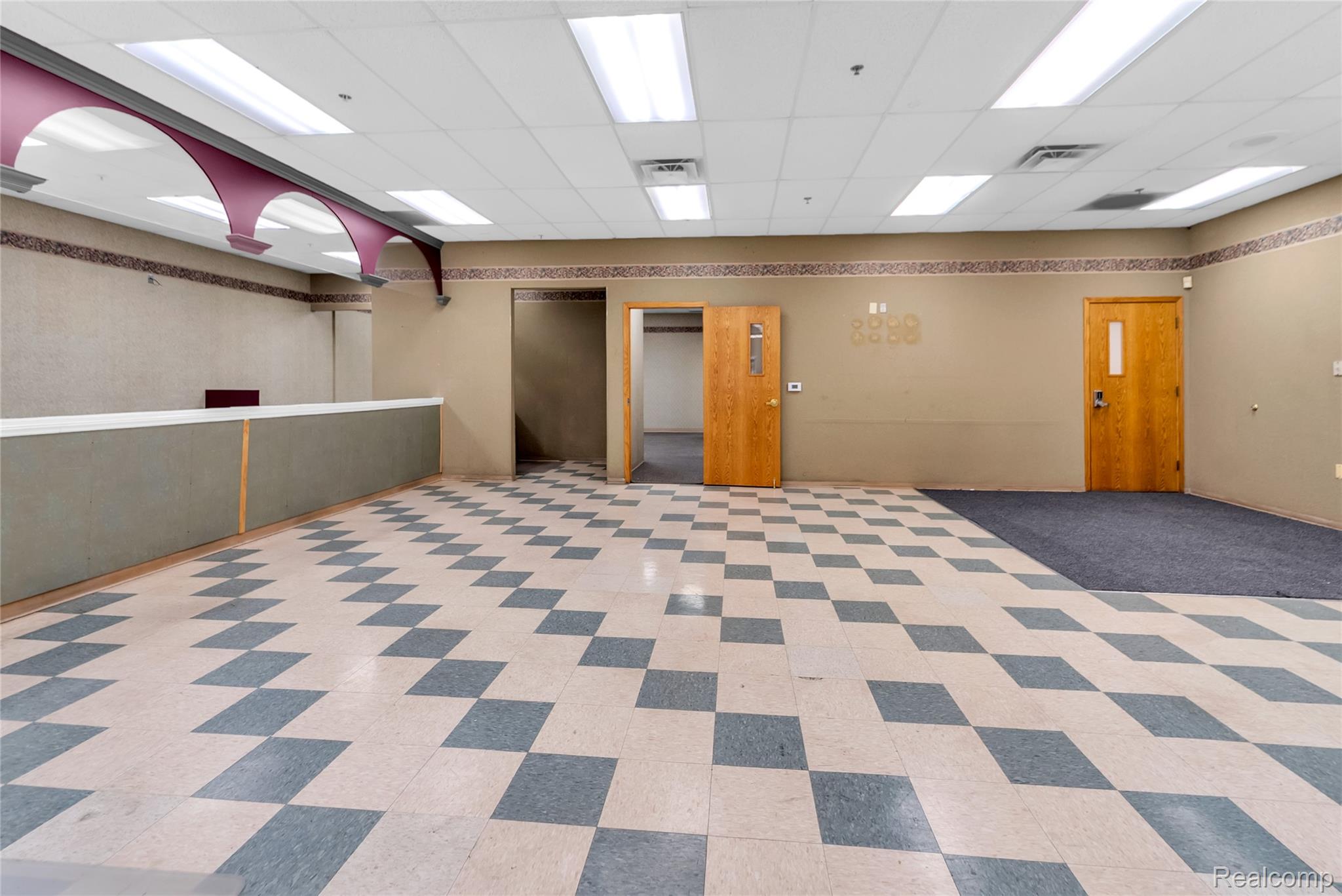 43722 Schoenherr Road Property Photo 16