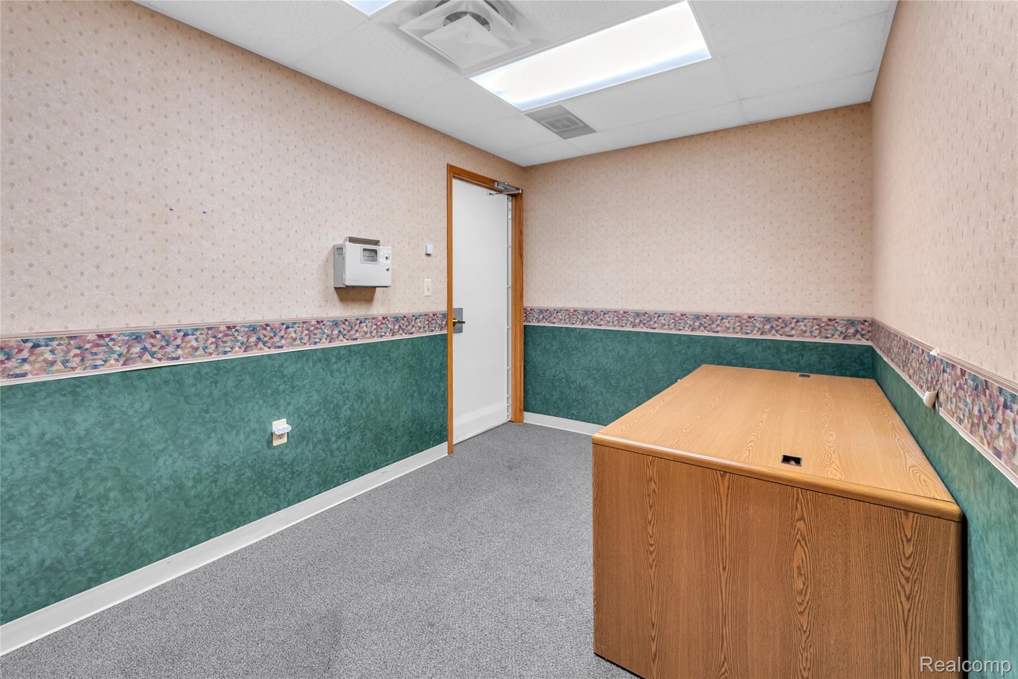 43722 Schoenherr Road Property Photo 22