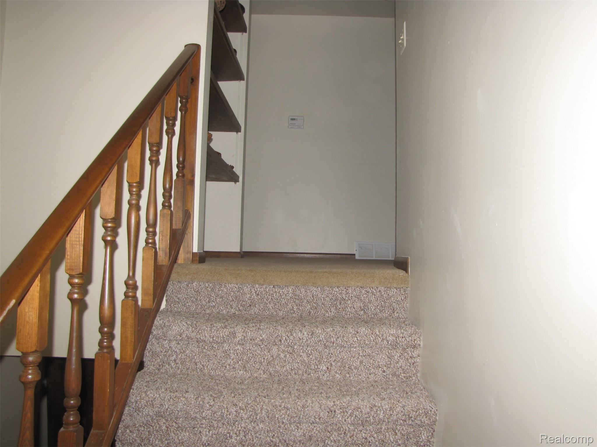 1576 Pine Knoll Lane Property Photo 4