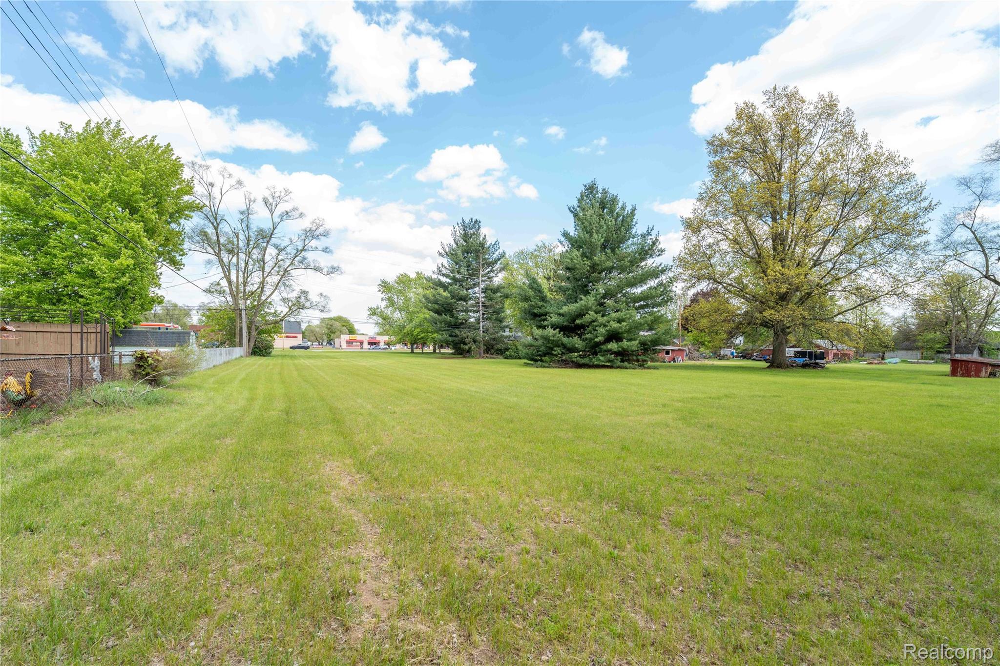 9282 Wayne Road Property Photo 26