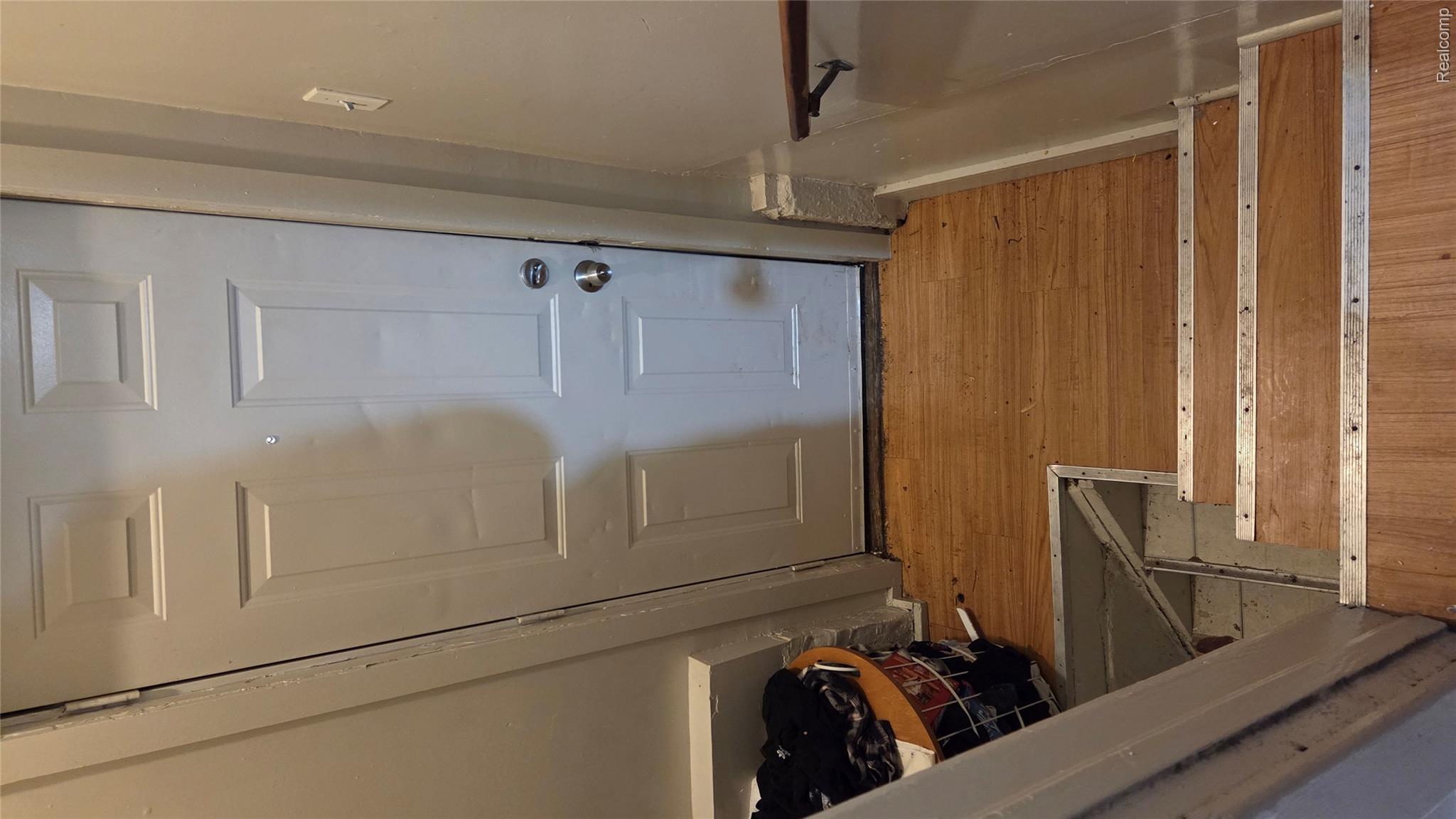 838 Clinton Street Property Photo 15