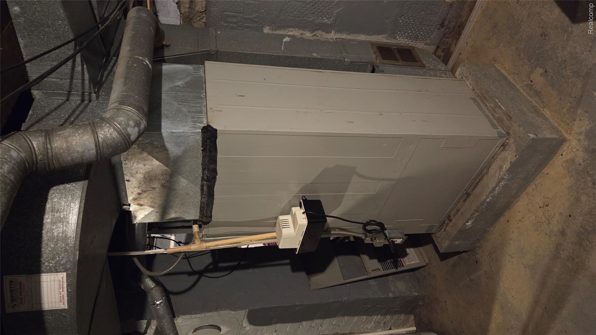 838 Clinton Street Property Photo 16