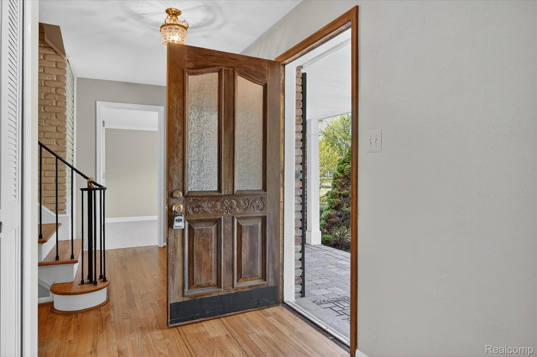 5447 Lahser Road Property Photo 2