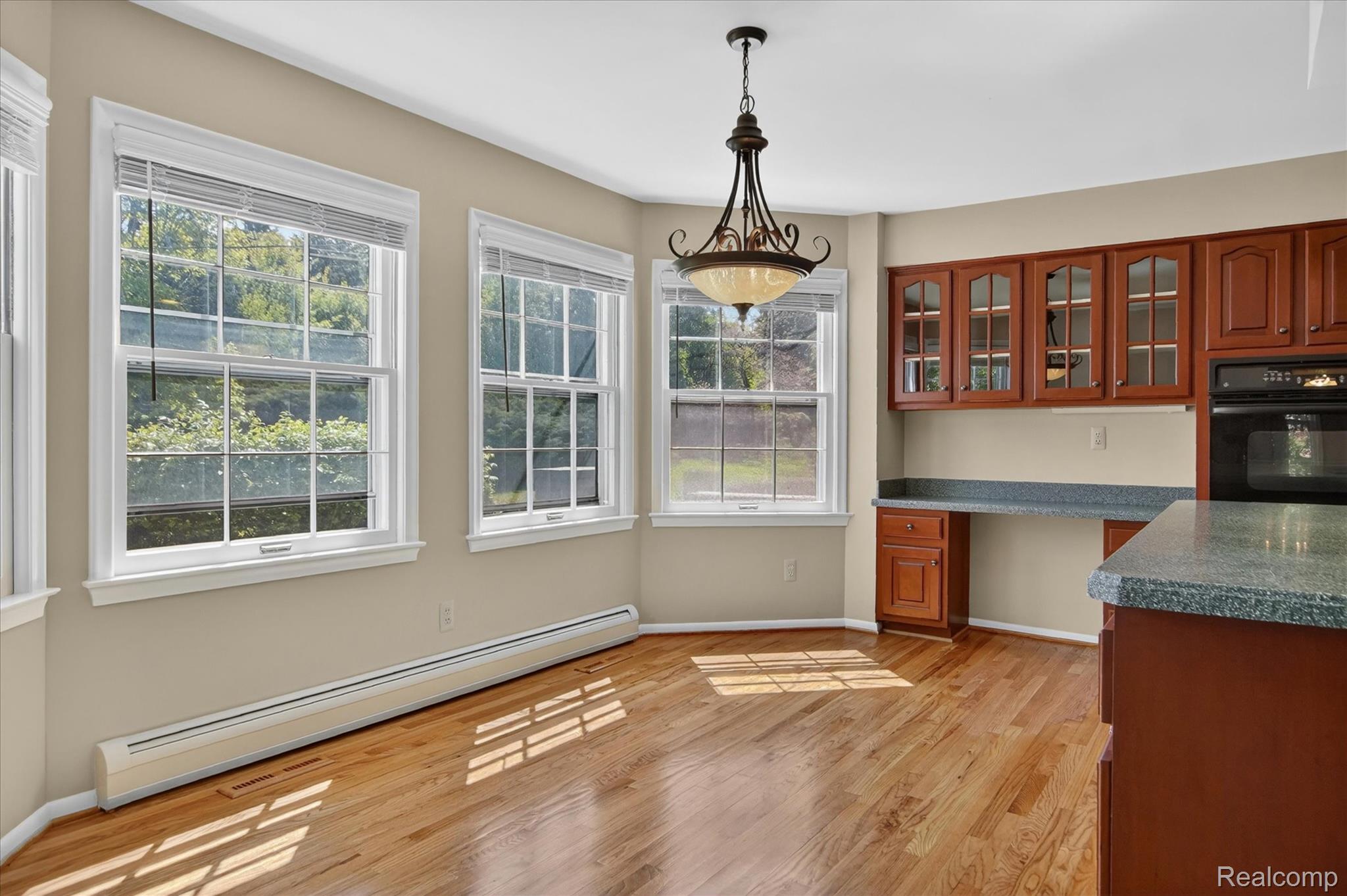 5447 Lahser Road Property Photo 14