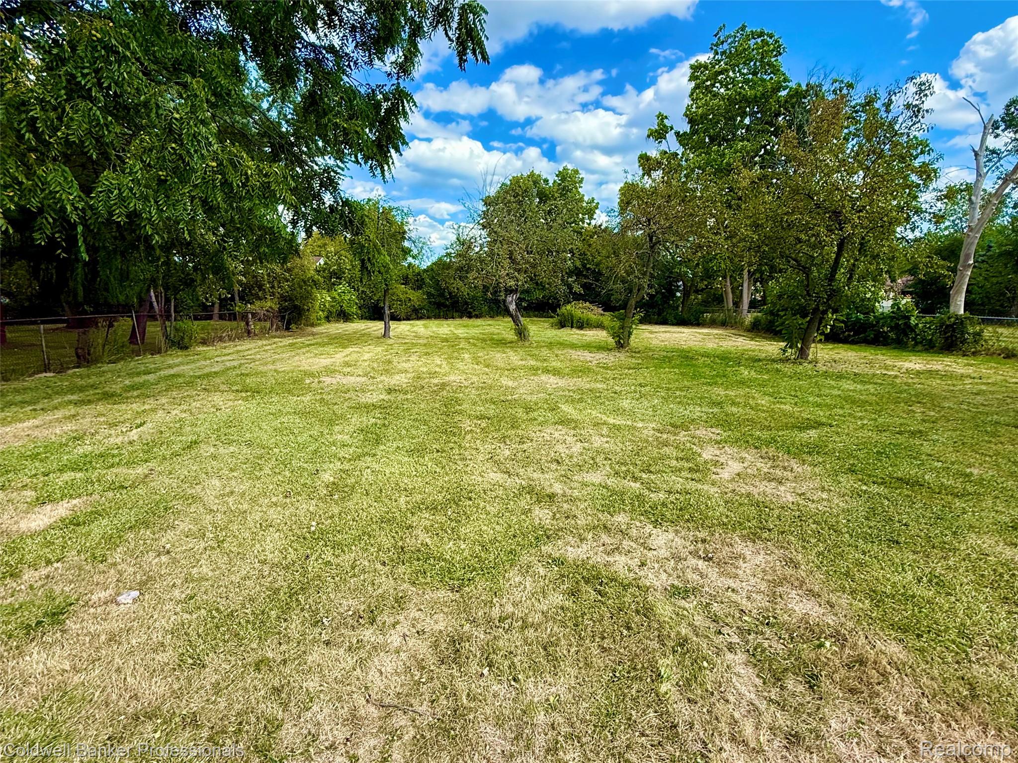 1716 Milverton Drive Property Photo 13
