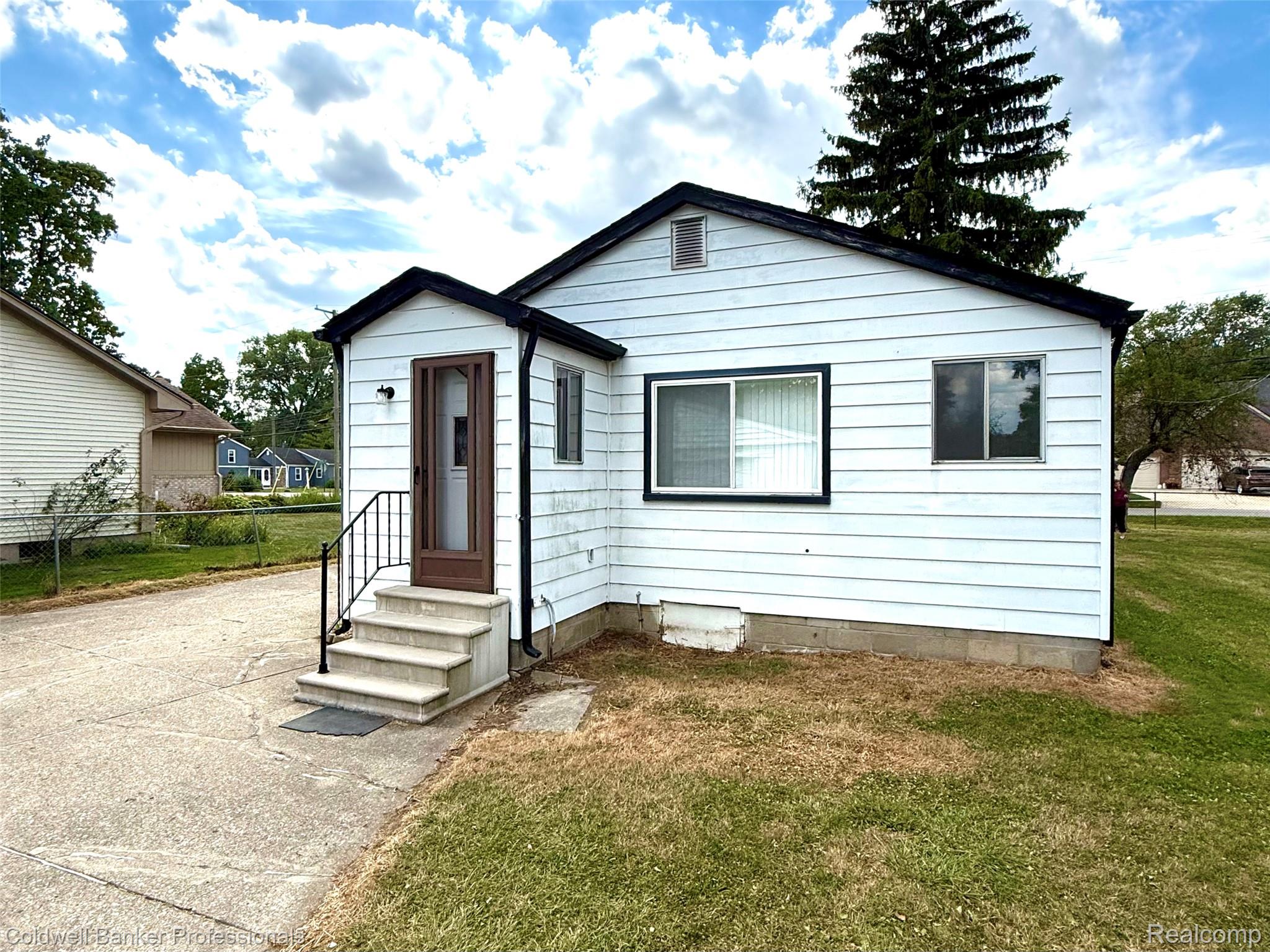 1716 Milverton Drive Property Photo 16