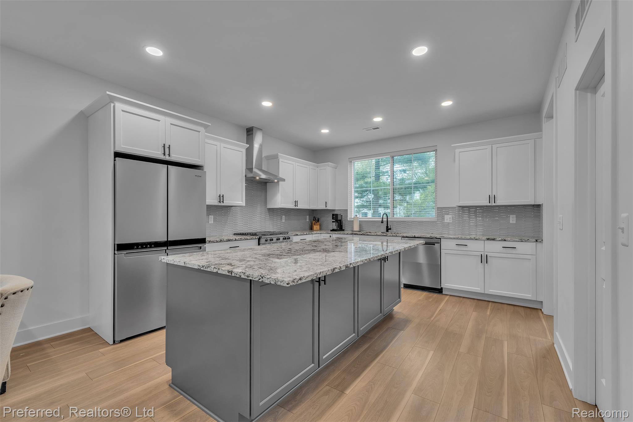 5264 Cooley Lake Road Property Photo 16