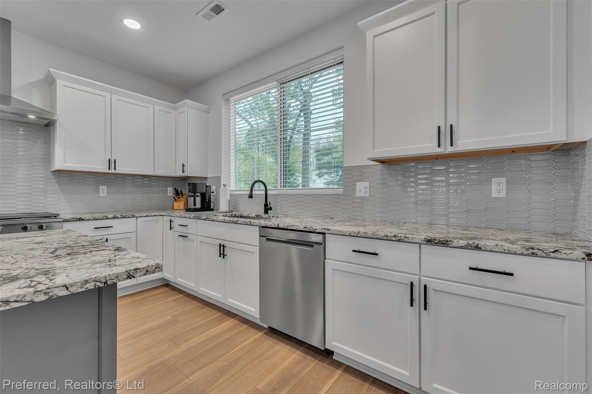 5264 Cooley Lake Road Property Photo 21