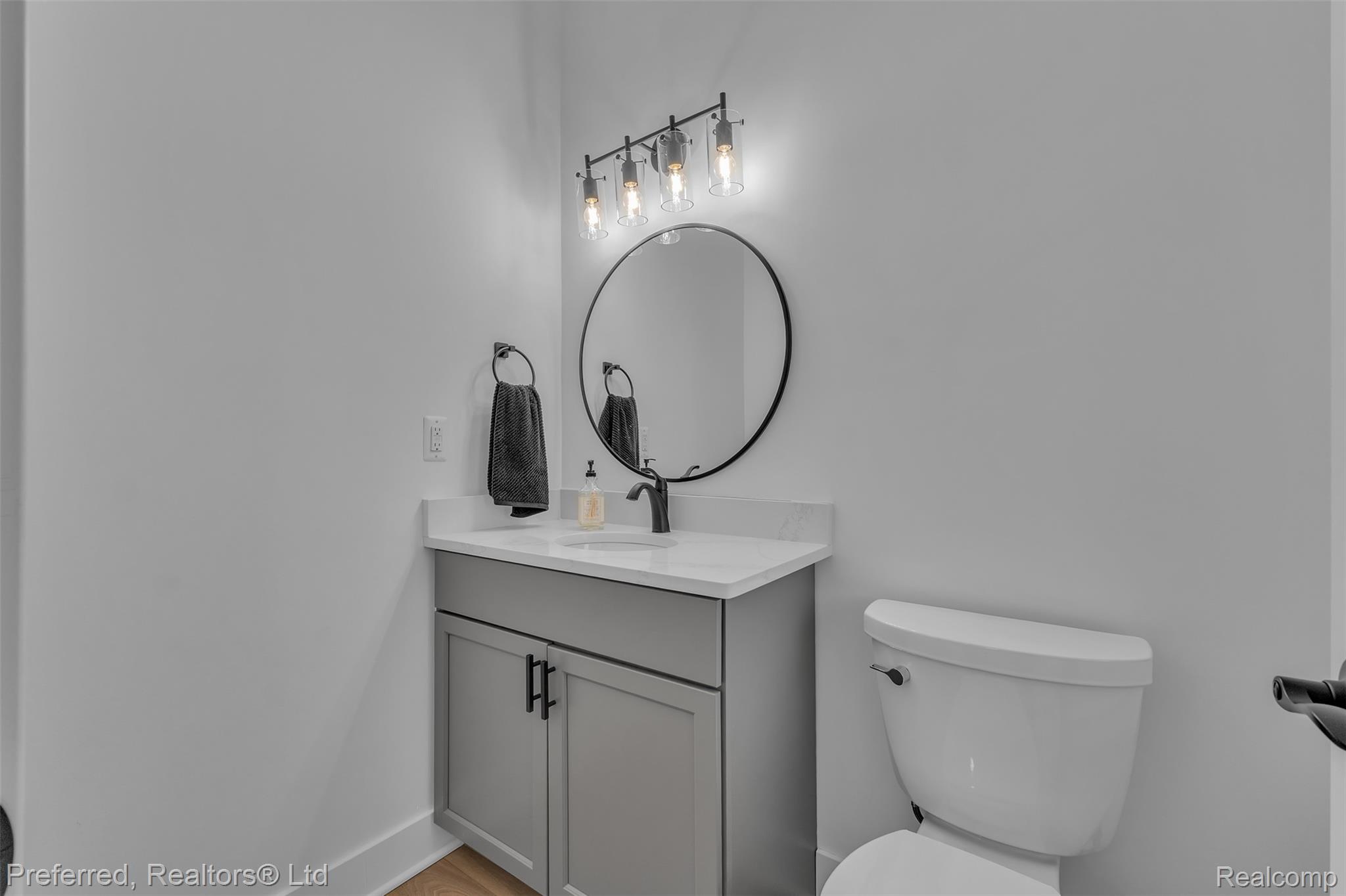 5264 Cooley Lake Road Property Photo 27