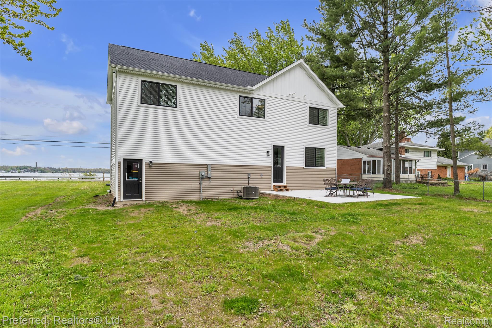 5264 Cooley Lake Road Property Photo 52