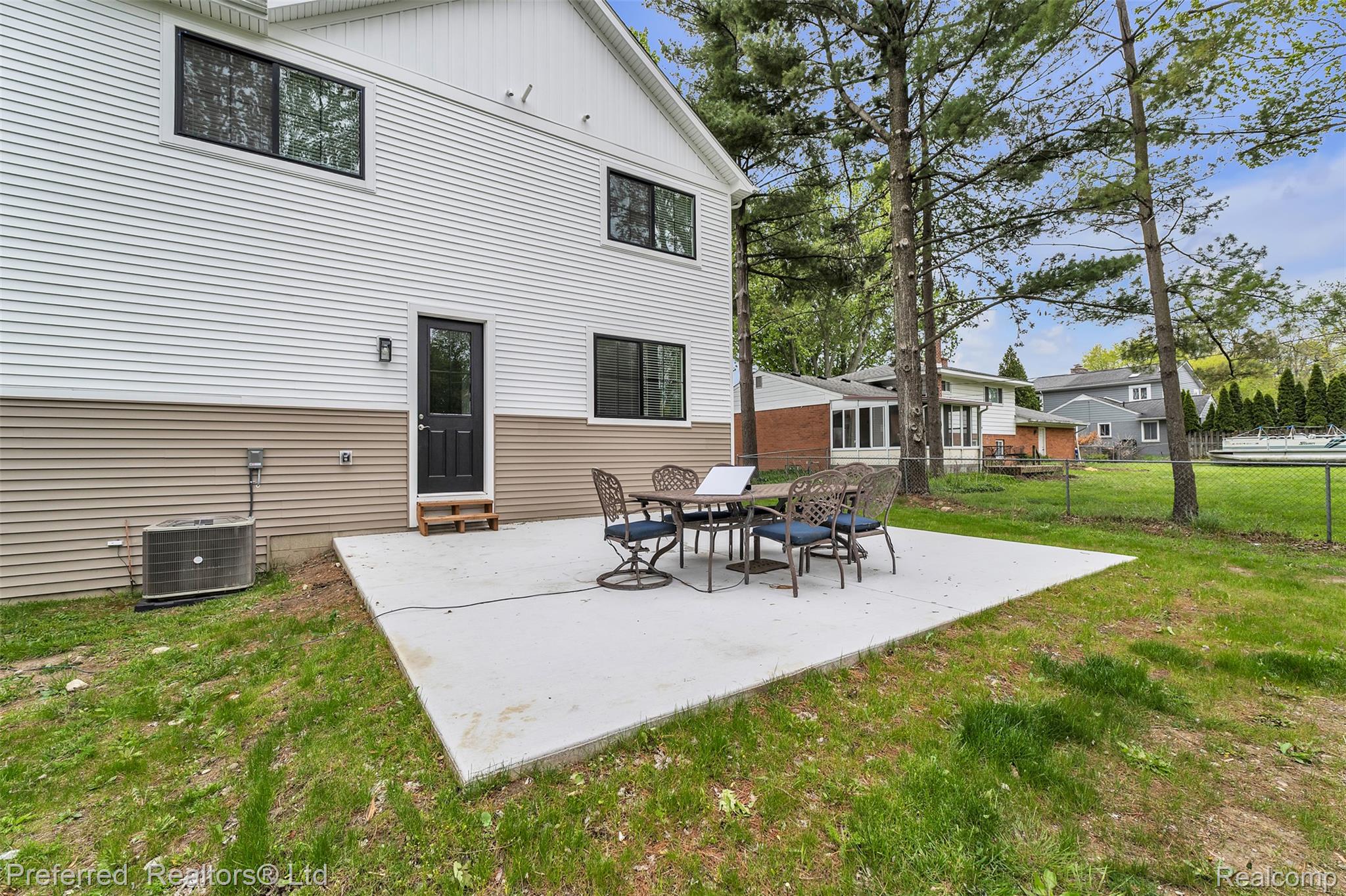 5264 Cooley Lake Road Property Photo 56