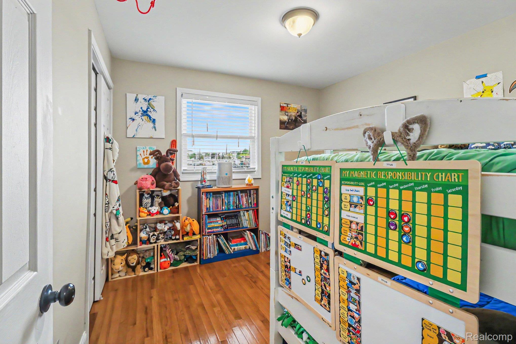 701 W Loomis Street Property Photo 26