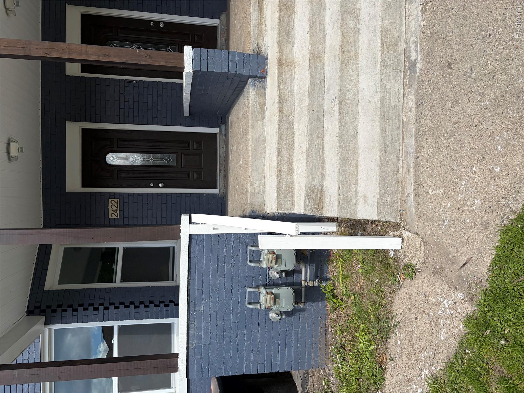 2420 Field Street Property Photo 1