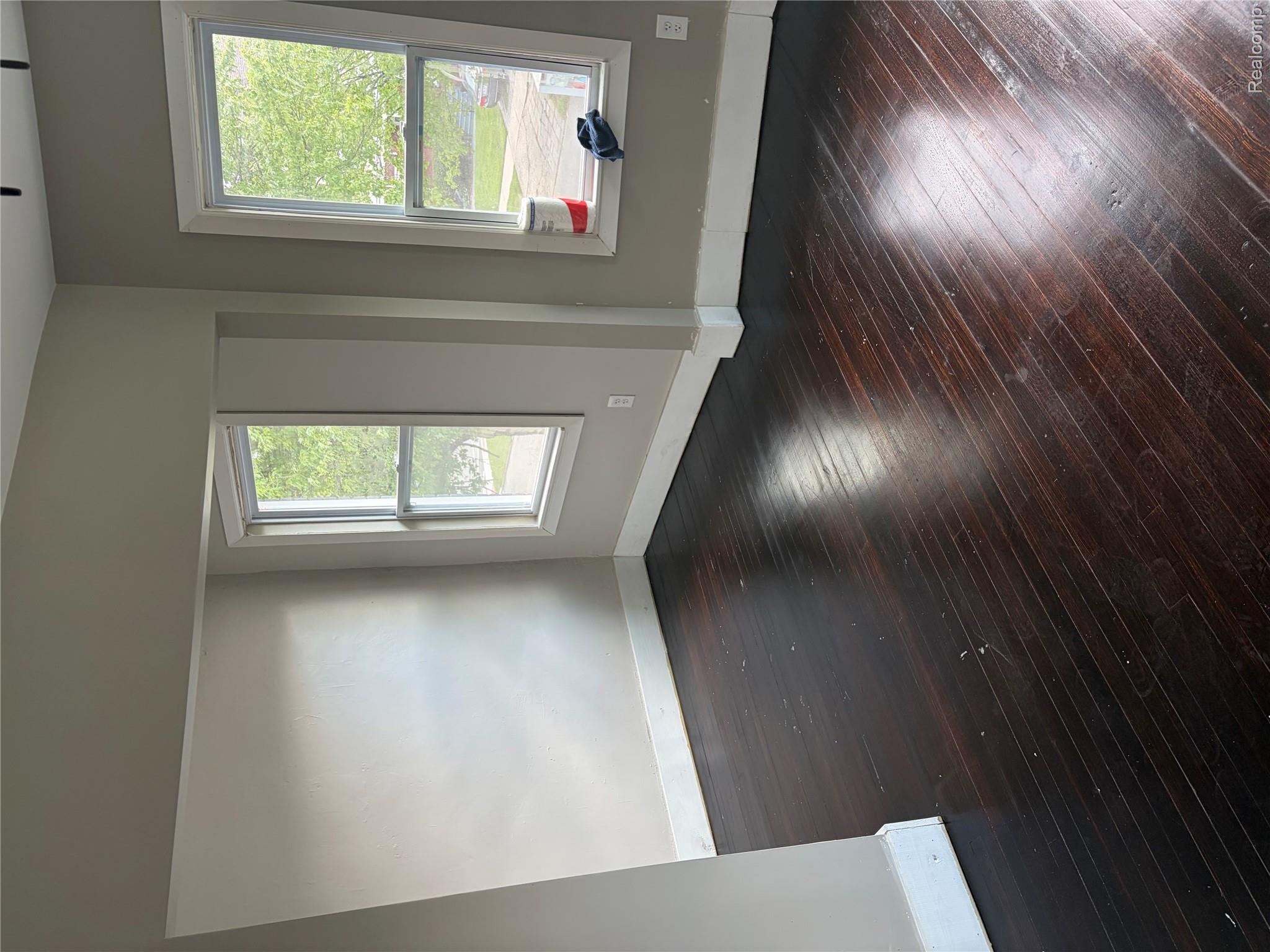 2420 Field Street Property Photo 12