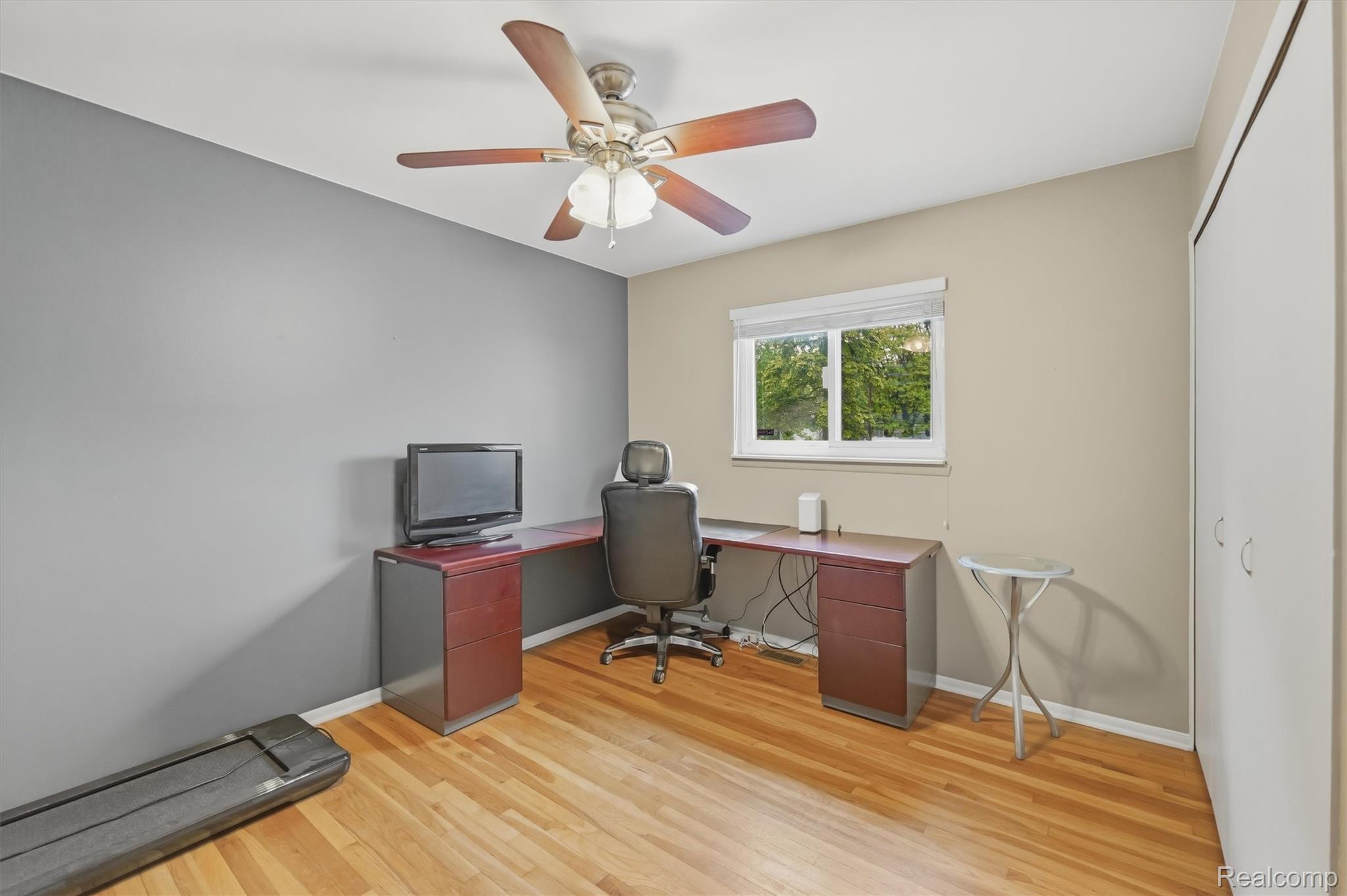 184 Carter Drive Property Photo 25