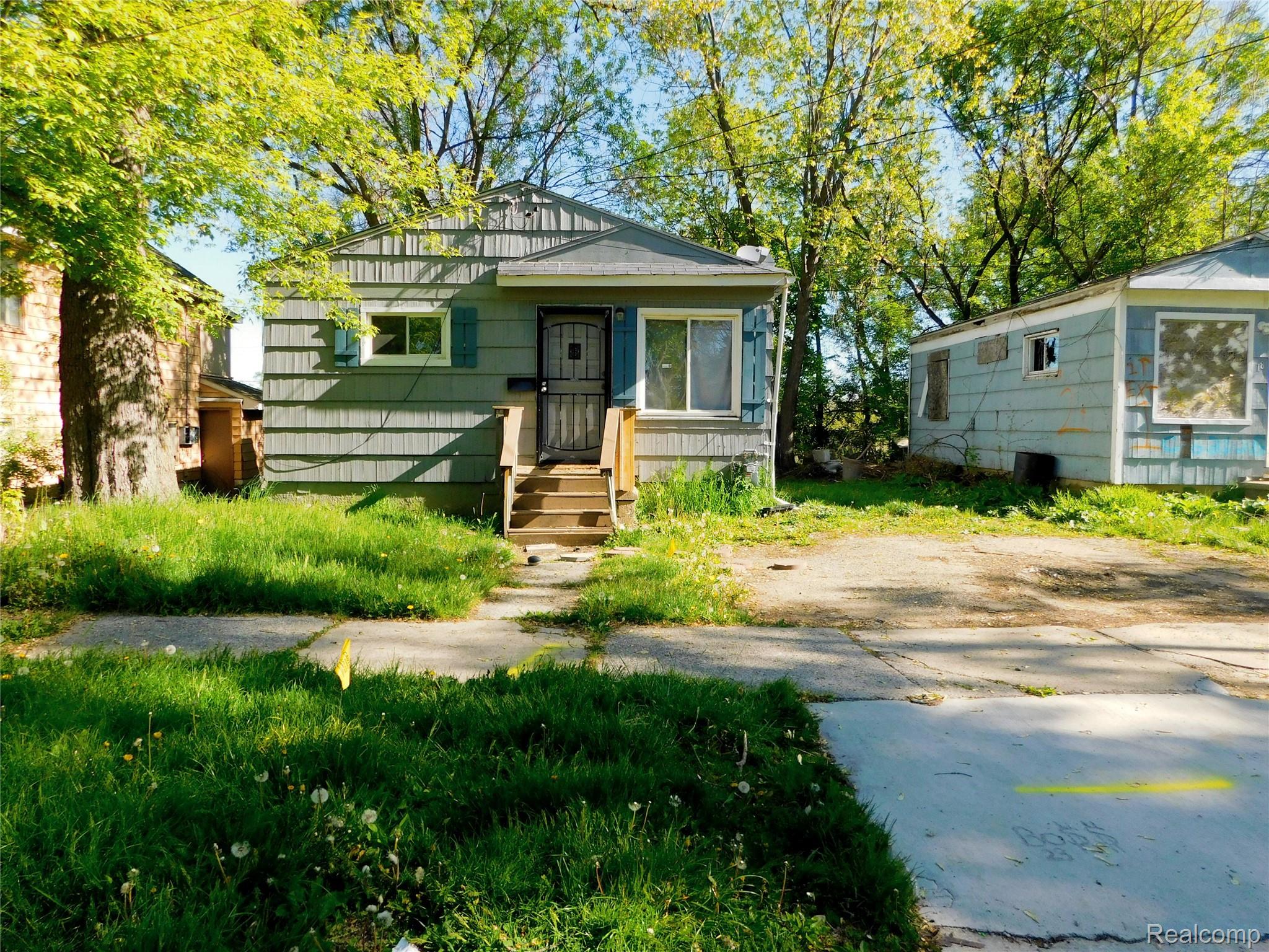 722 Barrie Avenue Property Photo 1