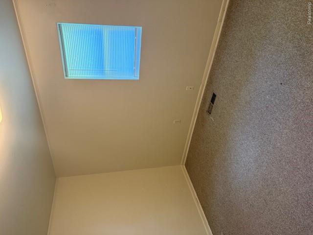 935 Ingleside Avenue Property Photo 4