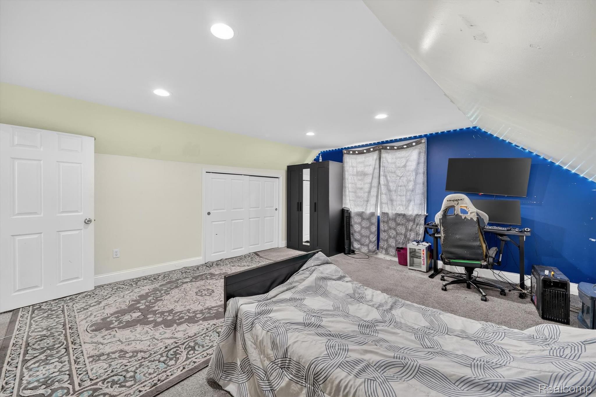 5424 Bingham St Property Photo 31