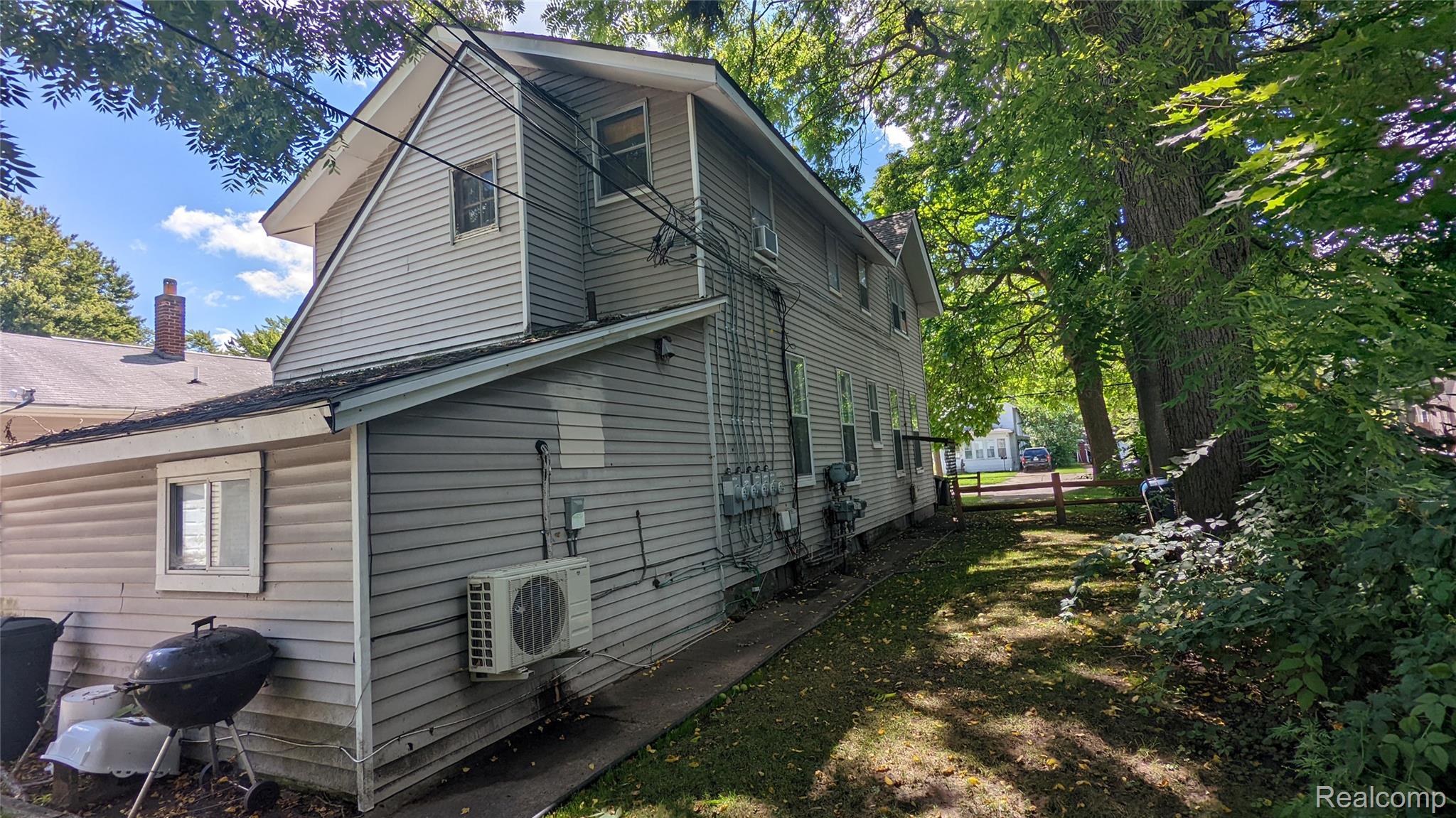 104 Grand Avenue Property Photo 5