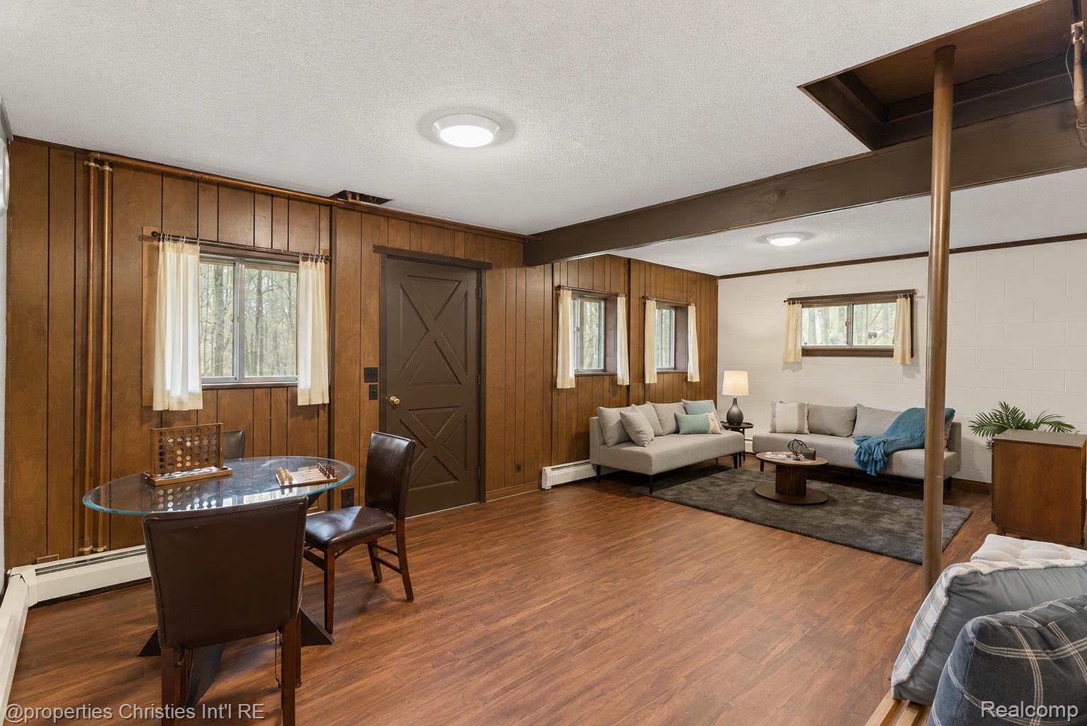4001 Deskin Drive Property Photo 25