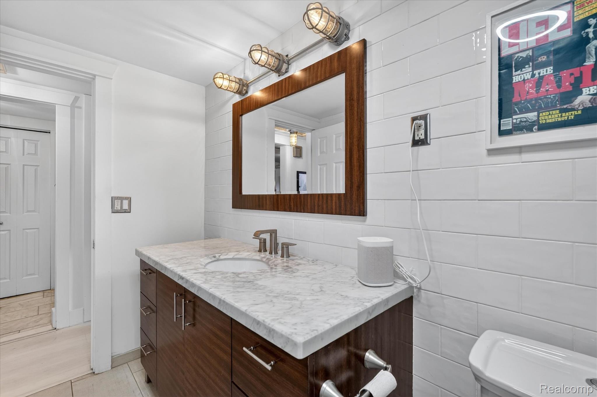 12078 Mantawauka Drive Property Photo 20