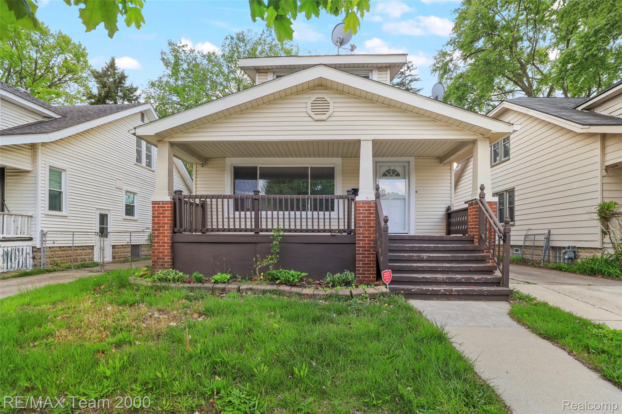 24903 Dunning Street Property Photo 2