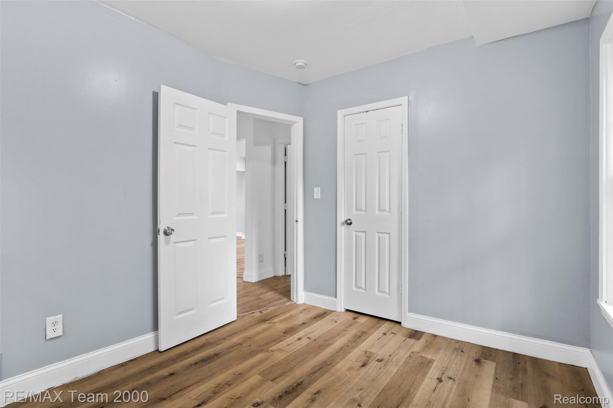 24903 Dunning Street Property Photo 17