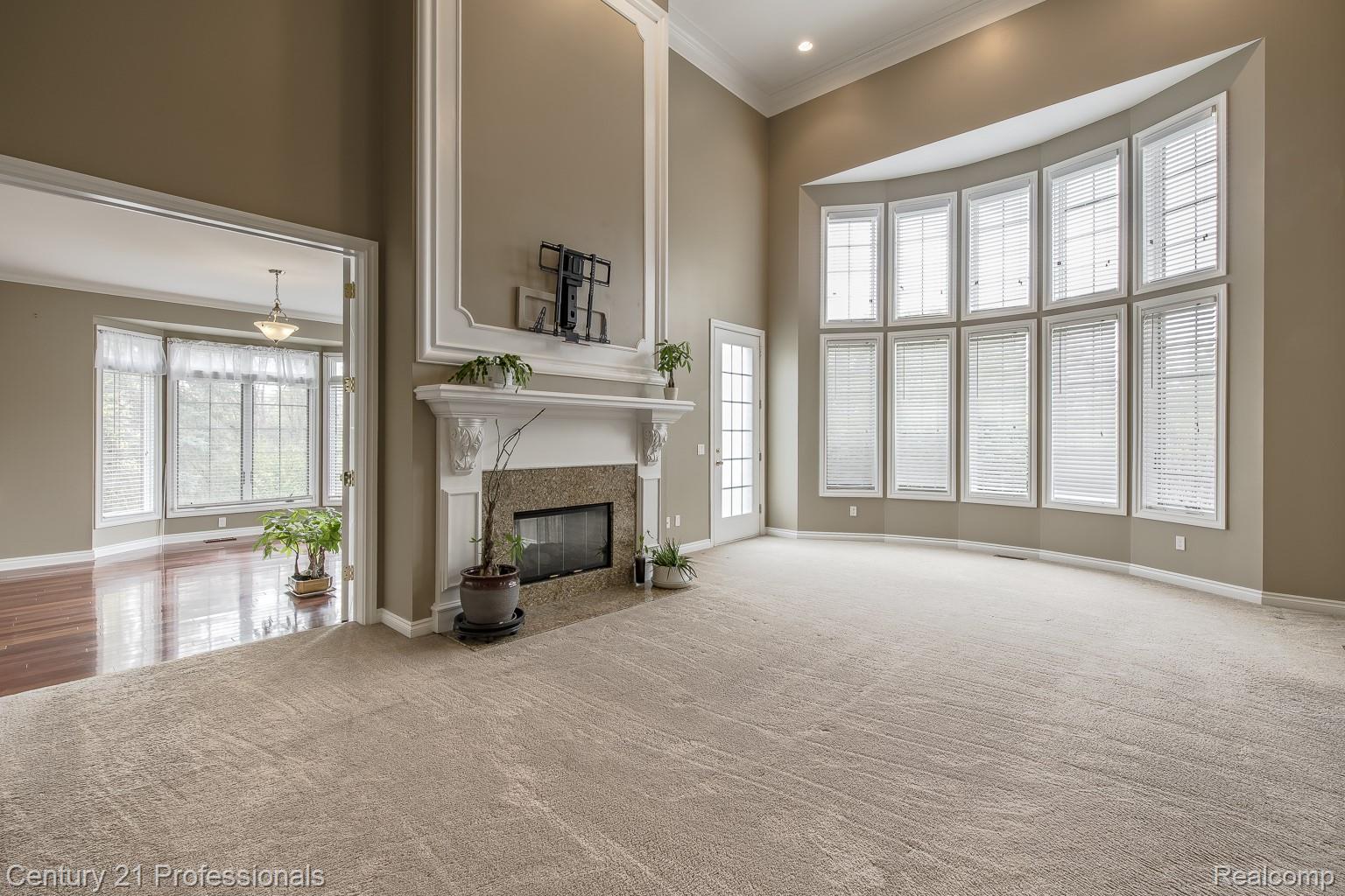 6410 Enclave Drive Property Photo 8