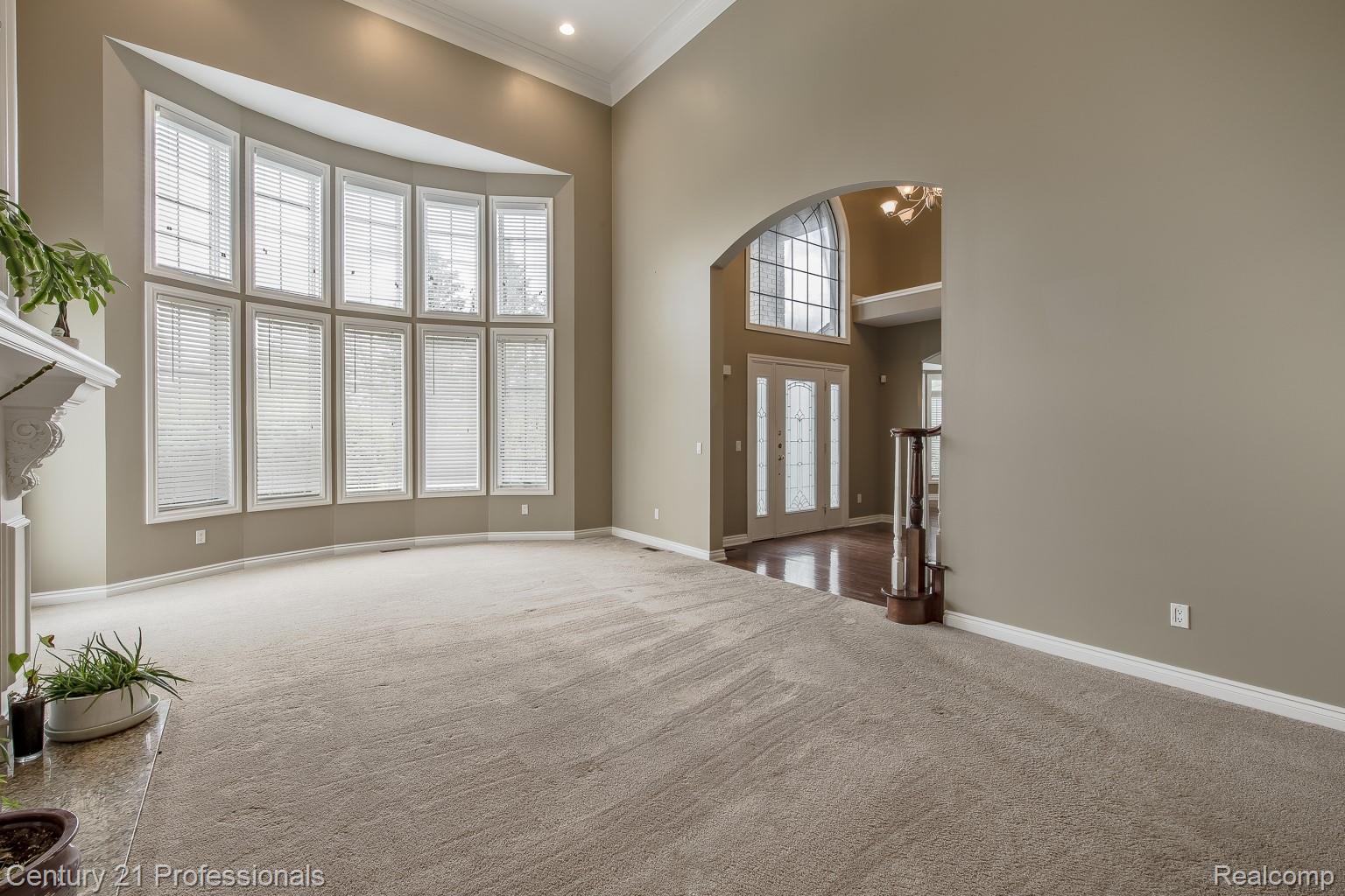 6410 Enclave Drive Property Photo 10