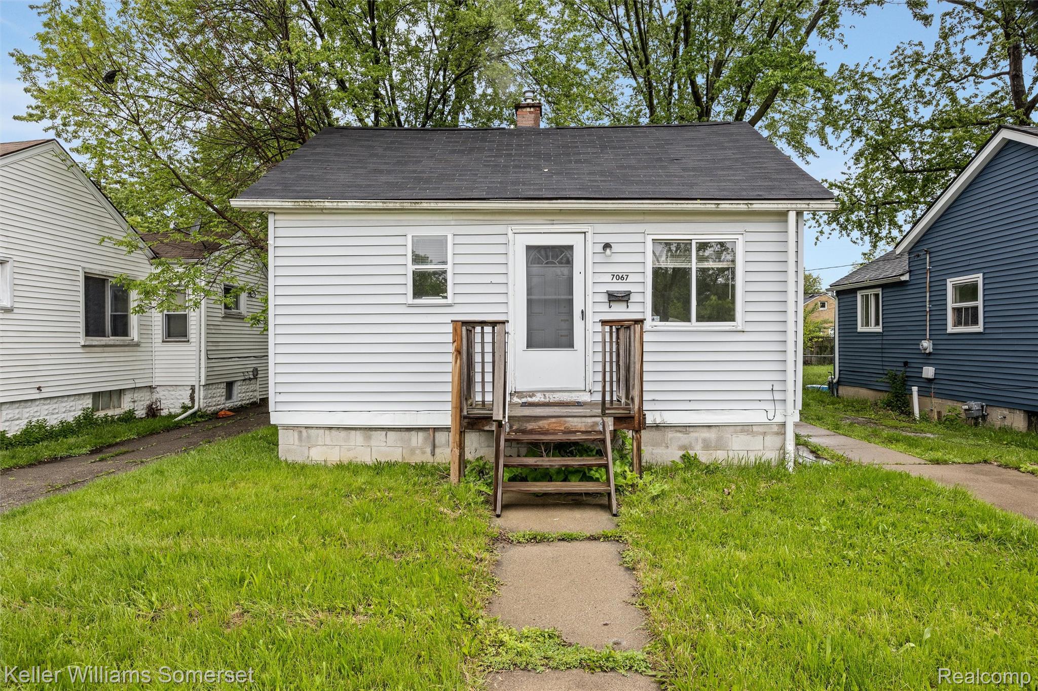 7067 Studebaker Avenue Property Photo 2