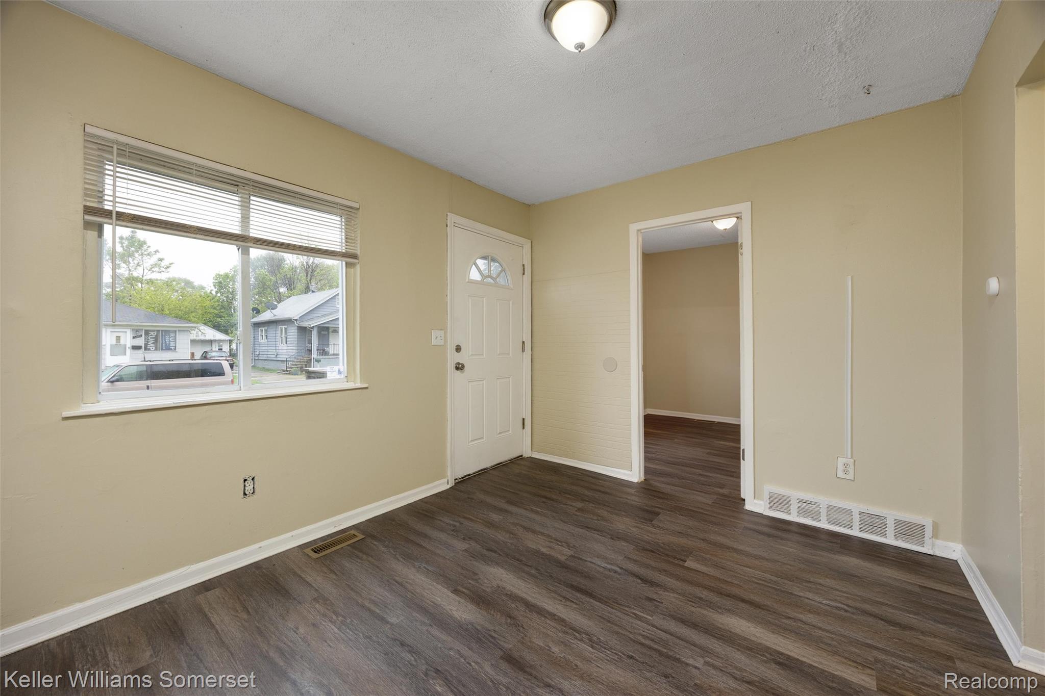 7067 Studebaker Avenue Property Photo 3
