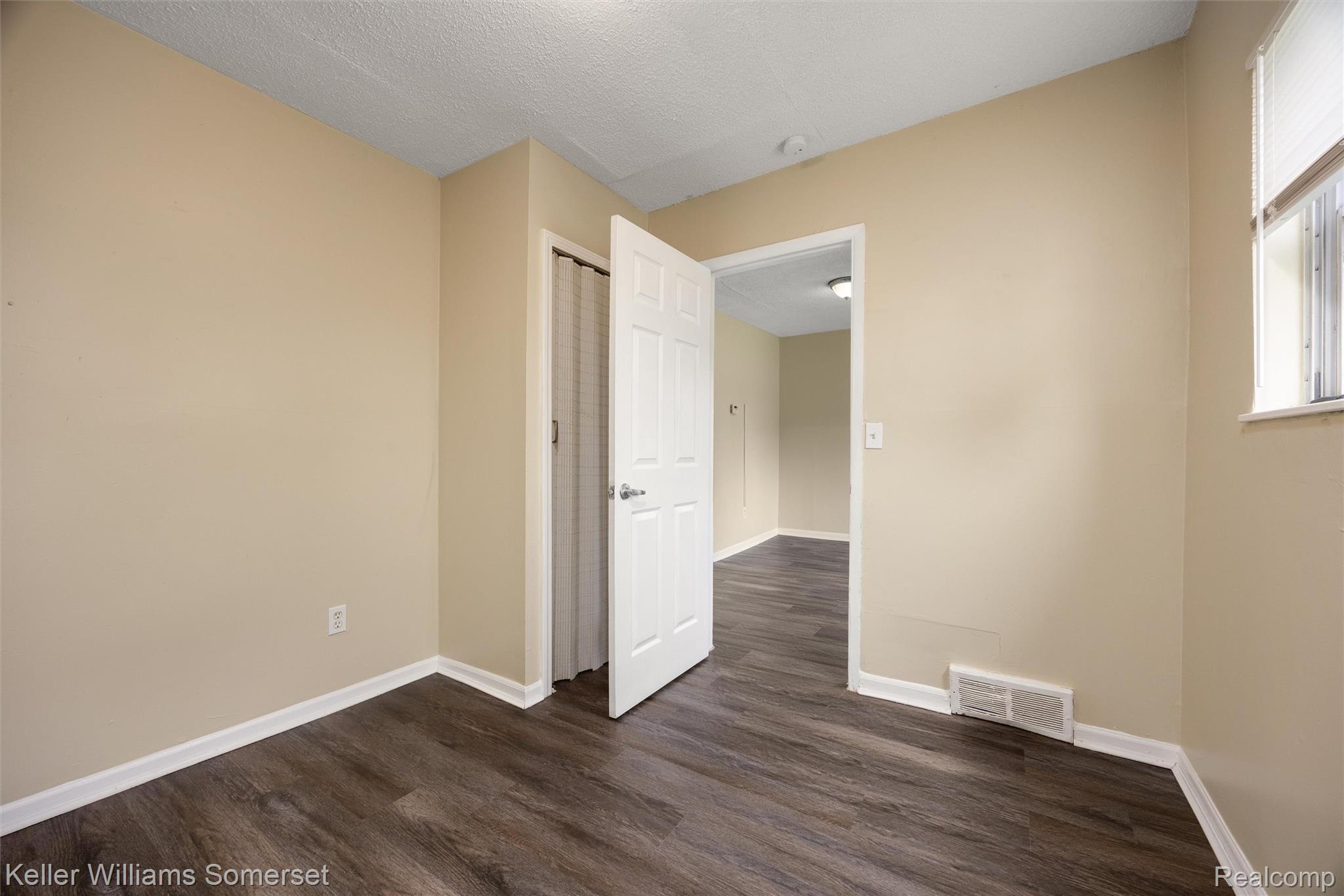 7067 Studebaker Avenue Property Photo 7
