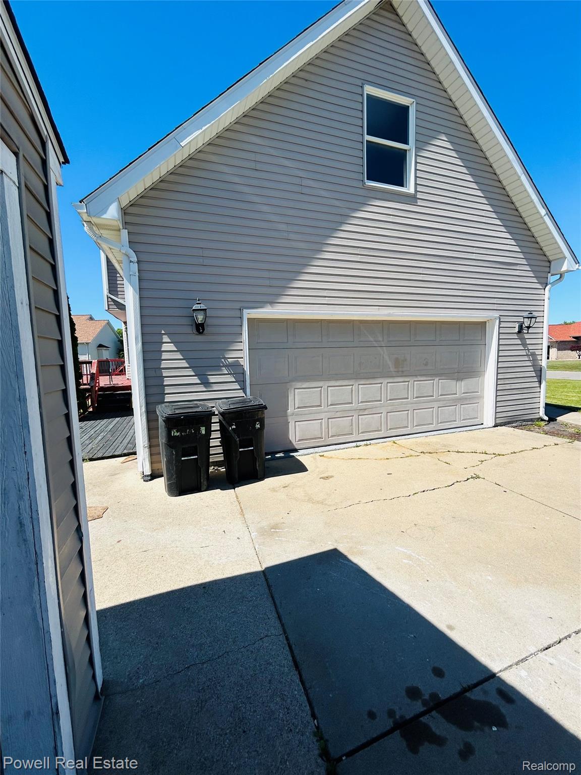 2335 Pebble Creek Drive Property Photo 2