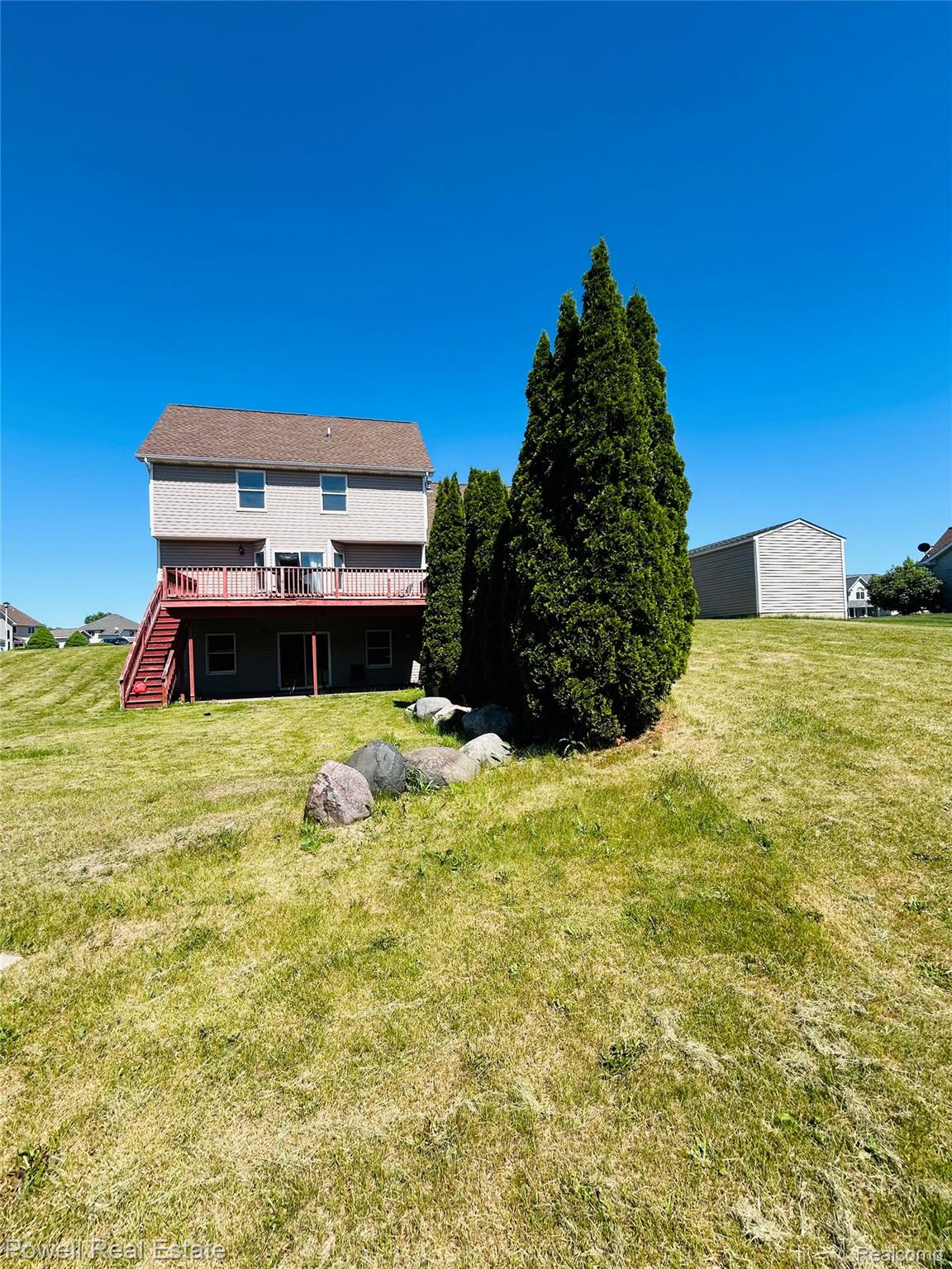 2335 Pebble Creek Drive Property Photo 9