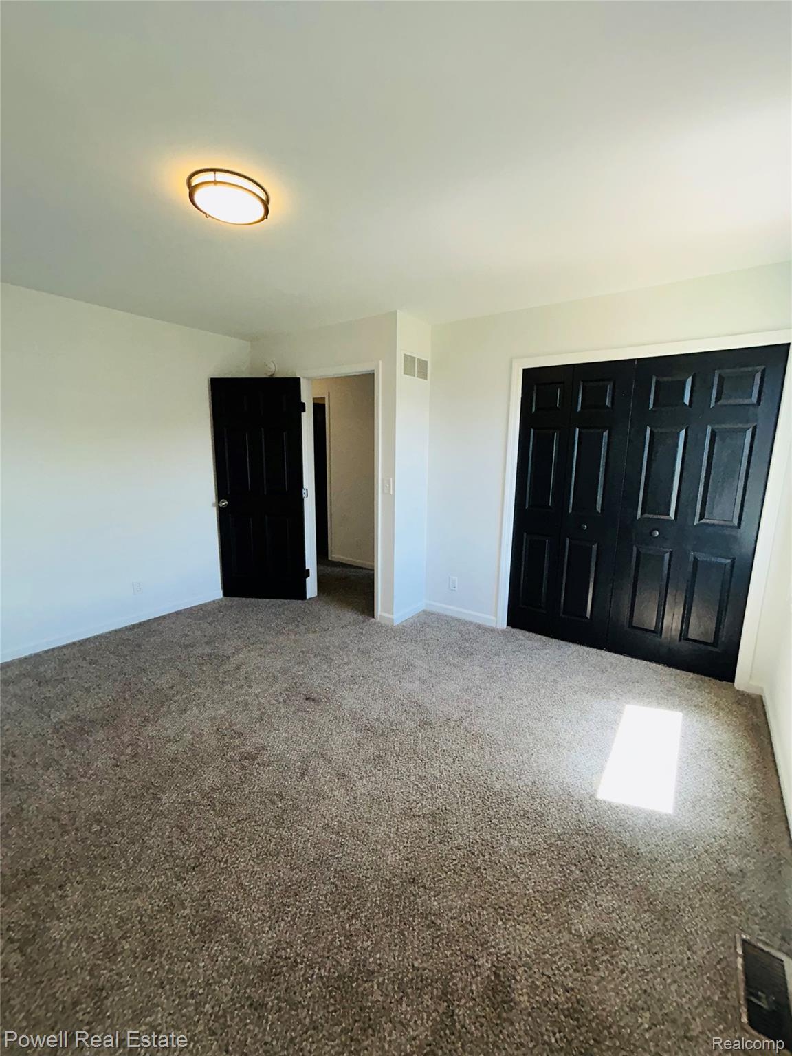2335 Pebble Creek Drive Property Photo 29