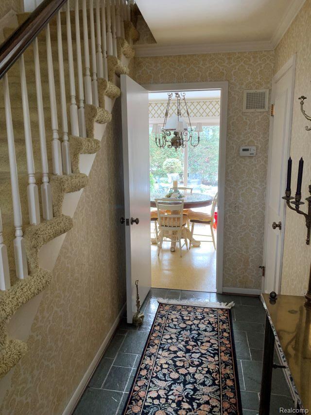 491 Colonial Road Property Photo 13