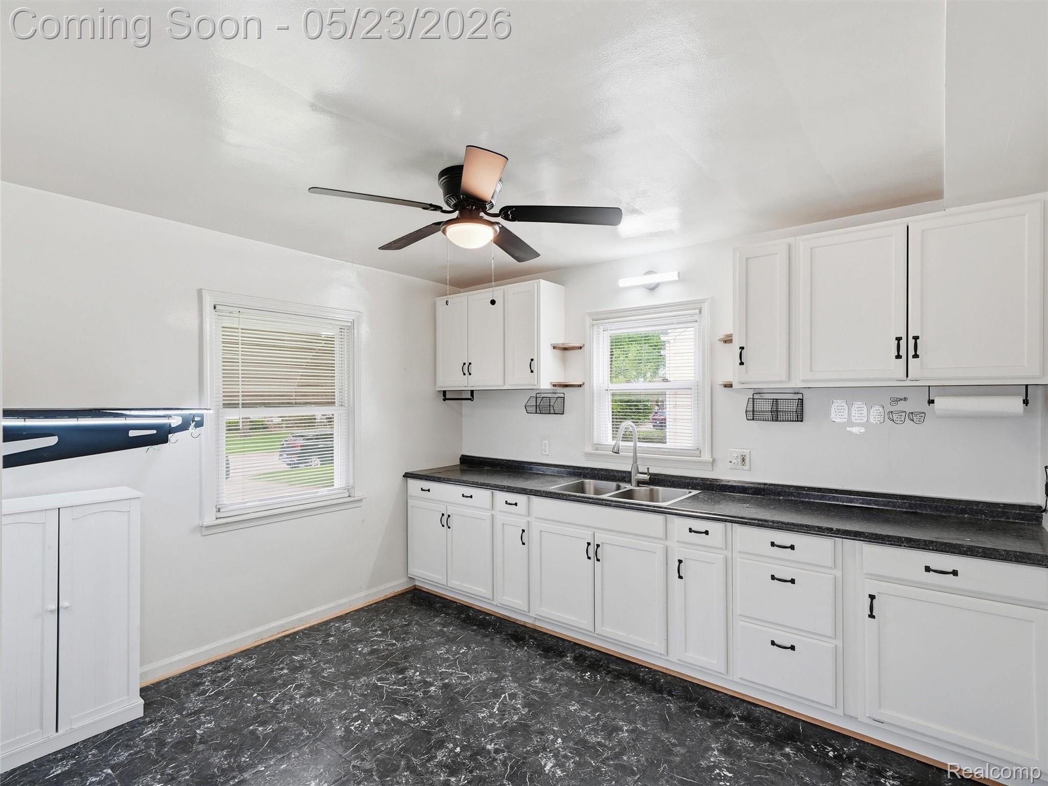 19132 Glenmore Property Photo 5