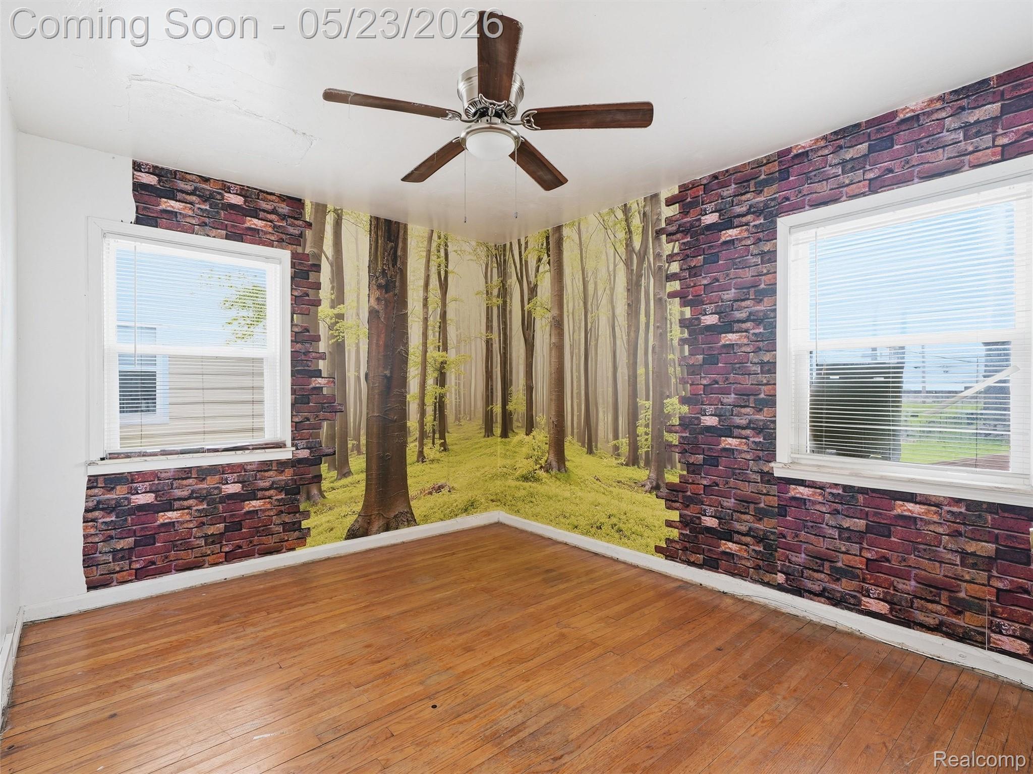 19132 Glenmore Property Photo 8