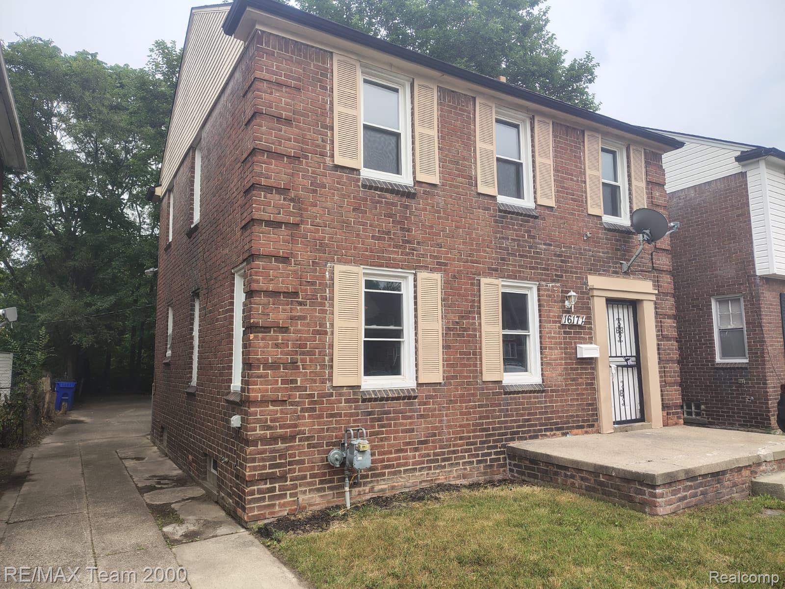 16174 Griggs Street Property Photo 2