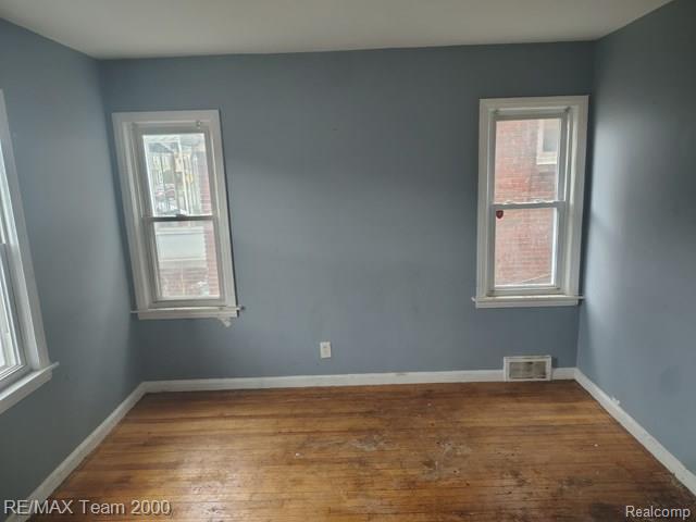 16174 Griggs Street Property Photo 6