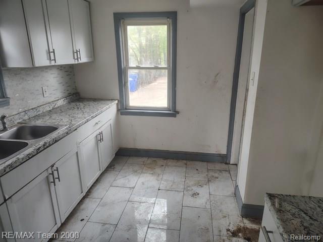 16174 Griggs Street Property Photo 14