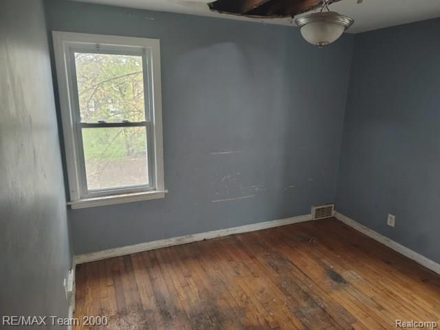 16174 Griggs Street Property Photo 23