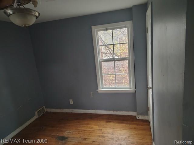 16174 Griggs Street Property Photo 24