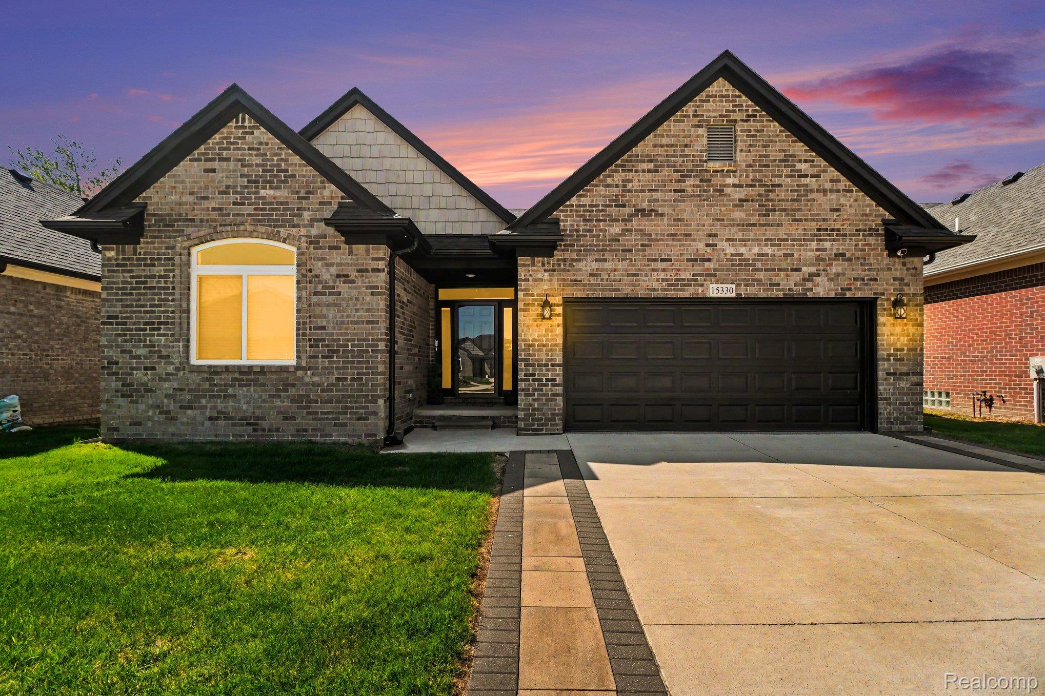 15330 Eton Pointe Drive Property Photo 1